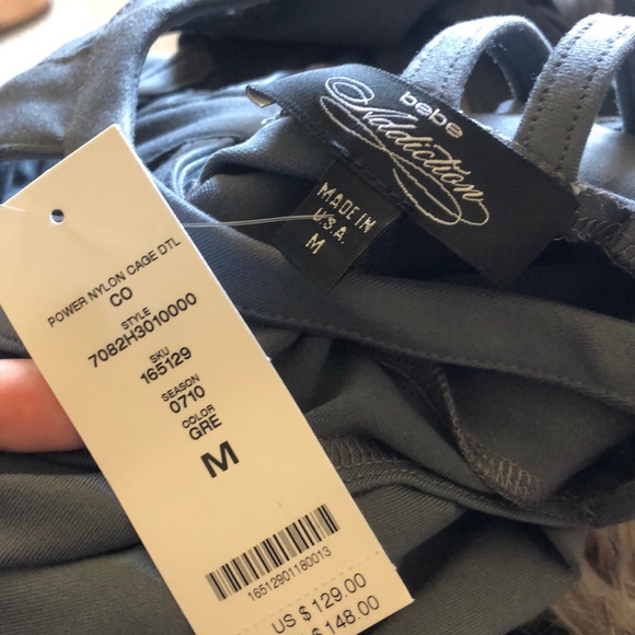 Dress - Picture 6 of 6